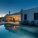 San Zusto, 1600 M2 Plot Area, Heated Pool With Hydromassage Zone