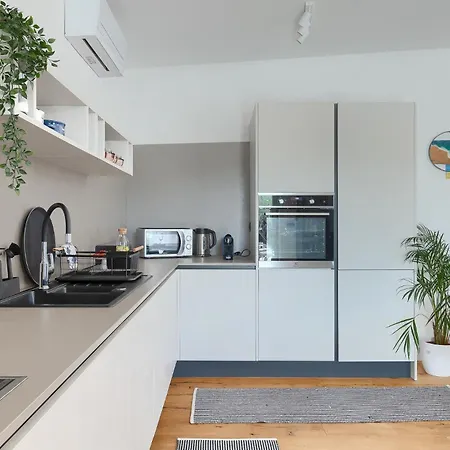 Willa San Zusto, 1600 M2 Plot Area, Heated Pool With Hydromassage Zone Galižana