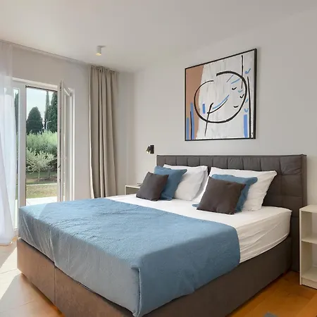 Villa San Zusto, 1600 M2 Plot Area, Heated Pool With Hydromassage Zone